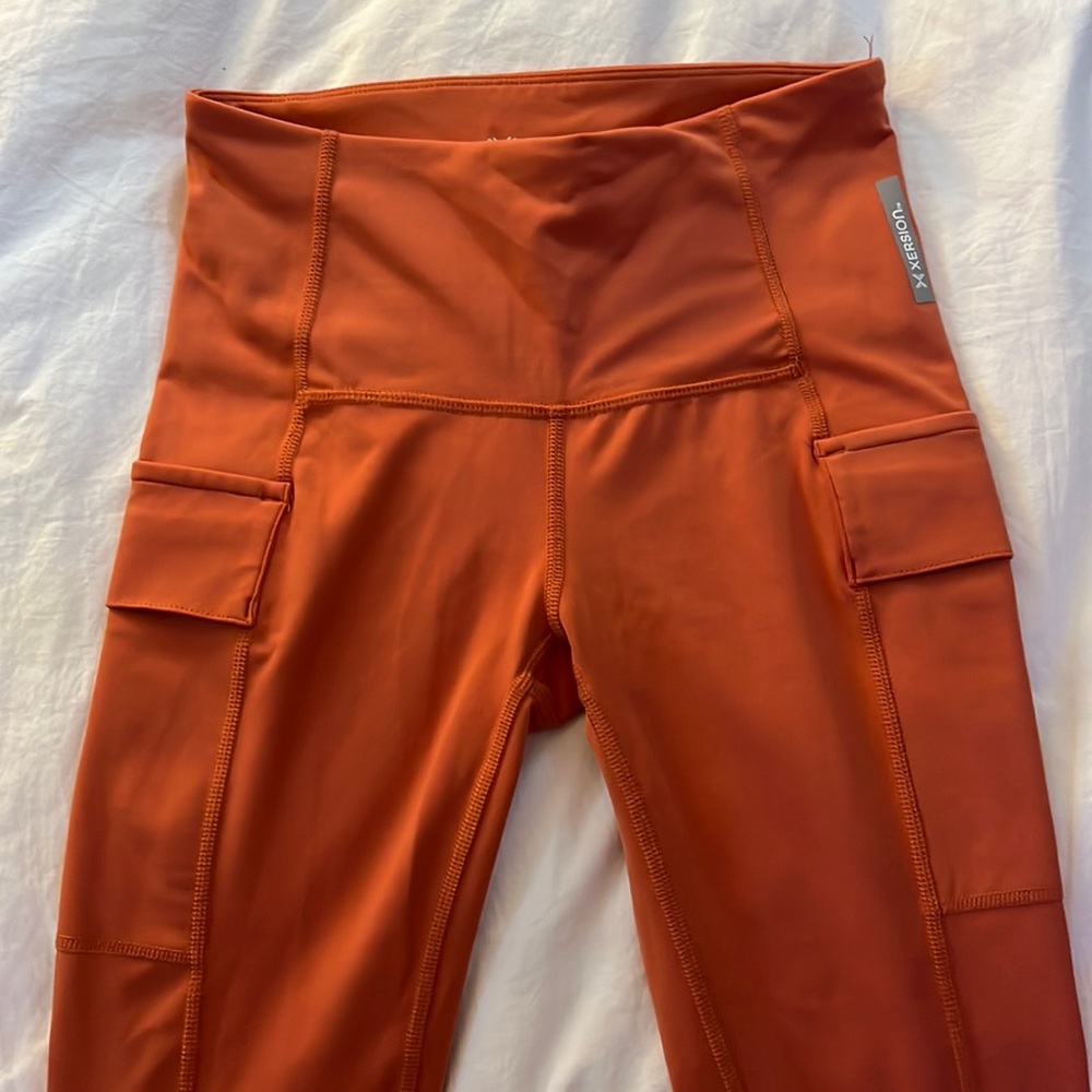 Coral leggings